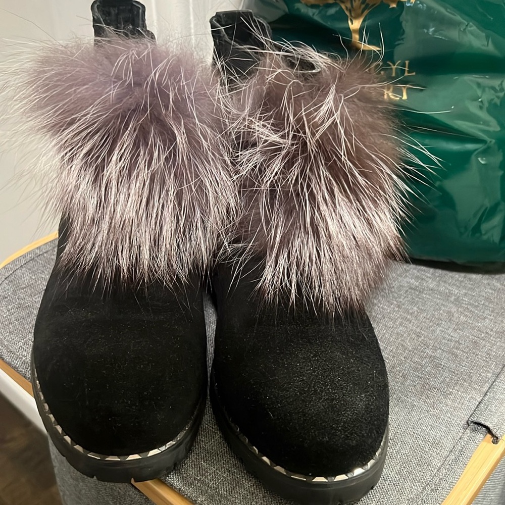 Black Suede Boots with Fur Poms